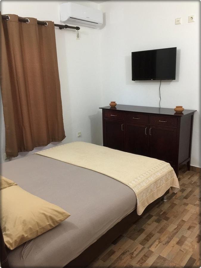 Apartmani Labovic Будва Екстер'єр фото
