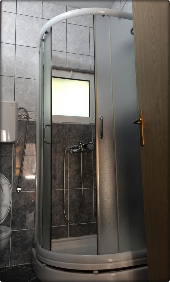 Apartmani Labovic Будва Екстер'єр фото